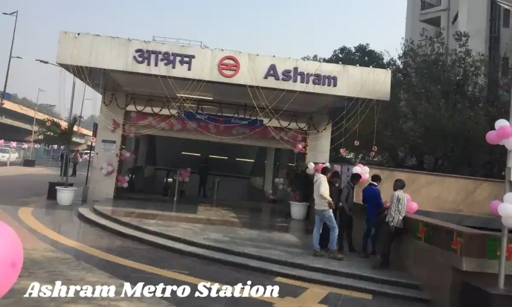 Ashram Metro Station